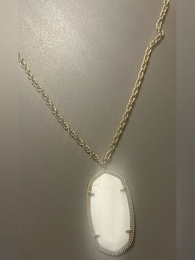 Kendra Scott Gold Chain Necklace with White Stone Pendant
